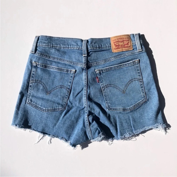 New Levi’s Distressed High Rise Denim Shorts 30 - Picture 2 of 10